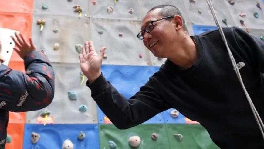 杨超越名下公司被限制高消费,澳门118开奖时间,创新典义解读_游戏版V11.34